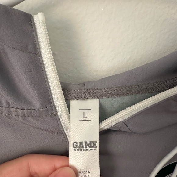 Michigan State large windbreaker - Picture 3 of 3